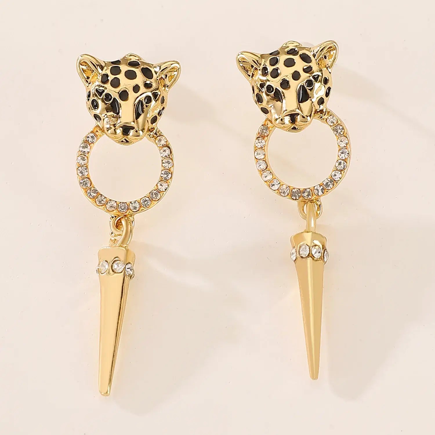 Hip Hop Leopard Head Stud Earrings for Women Punk Statement Jewelry Shiney Crystal Circle Cone Pendant Drops Charm Party Gift