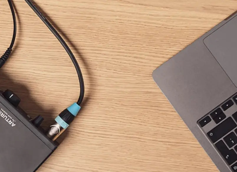 Arturia Versatile desktop MiniFuse 4 audio interface 4in/4out MIDI interface for bands,producers,performers podcasters