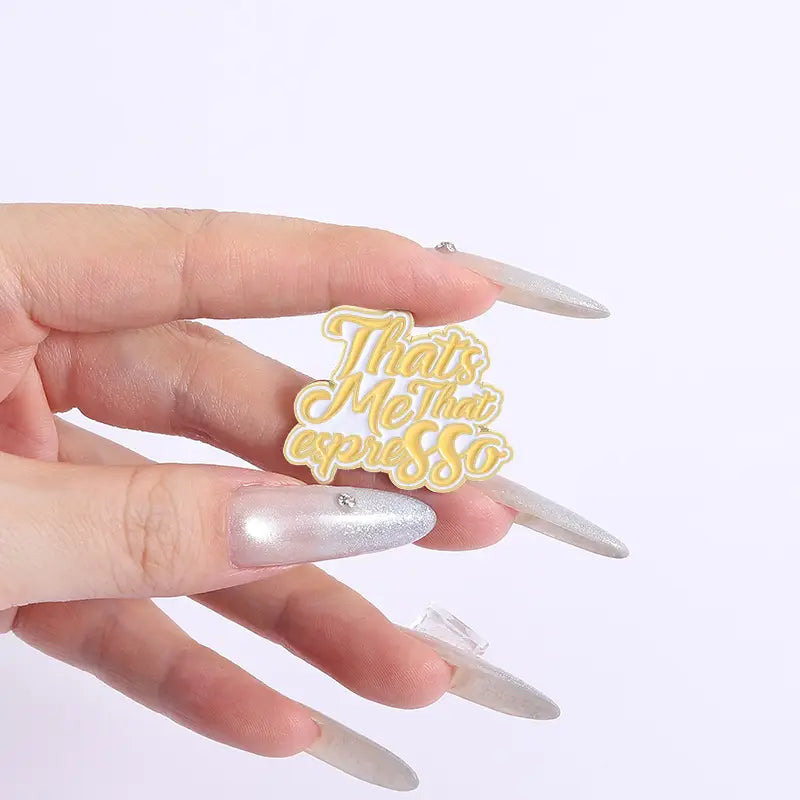 Short And Sweet Enamel Pins Pop Music Singer Don’t Smile Brooches Clothes Lapel Hat Badges Jewelry Accessories Gift For Friends