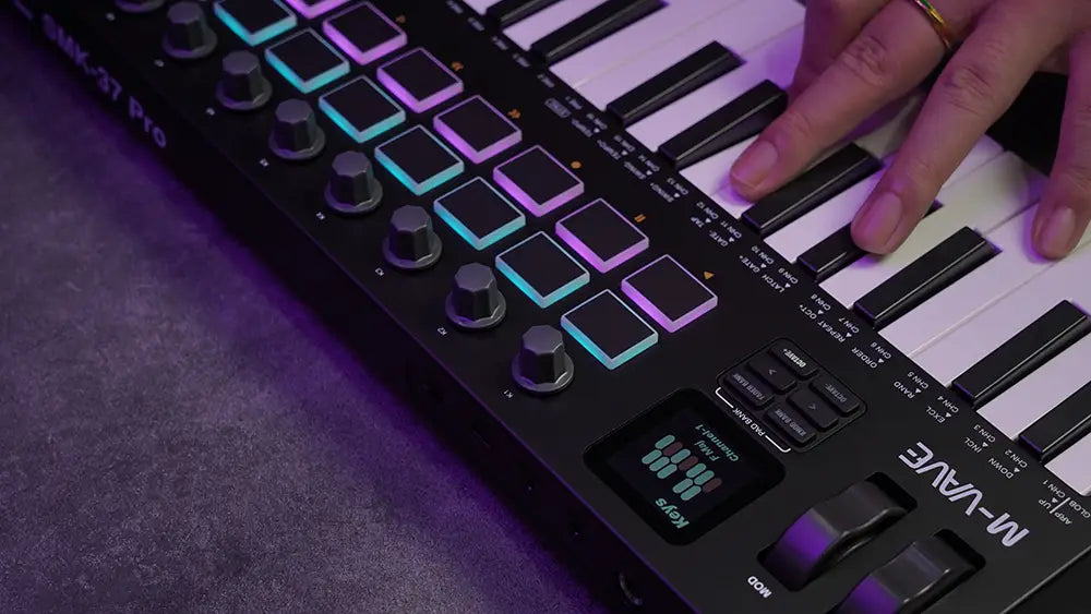 M-VAVE SMK-37 PRO 37 Key MIDI Keyboard with Sound Source USB MIDI Controller with 16 RGB Pads & 8 Knobs Supports Software