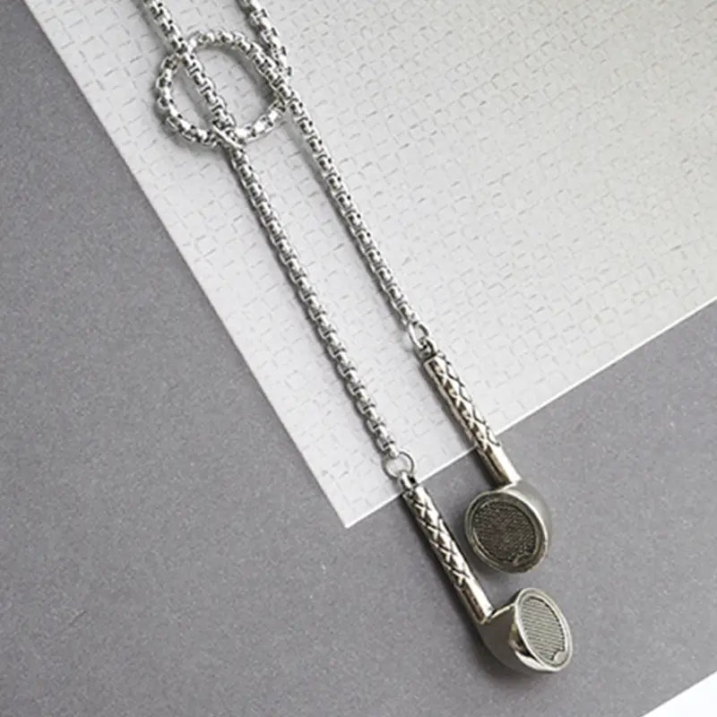 Fashion Hip-Hop Rock Trend Music Headphones Earplugs Metal Pendant Necklace Men and Women Punk Hip-Hop Party Jewelry