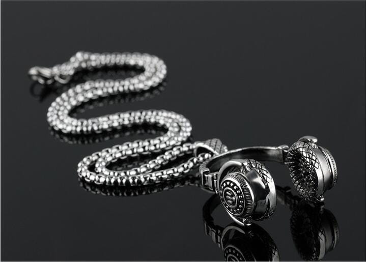 Rap Rock DJ Music Headphone Pendant Necklace for Women Man Stainless Steel Long Chain Hiphop Headset Jewelry Couple Accessories