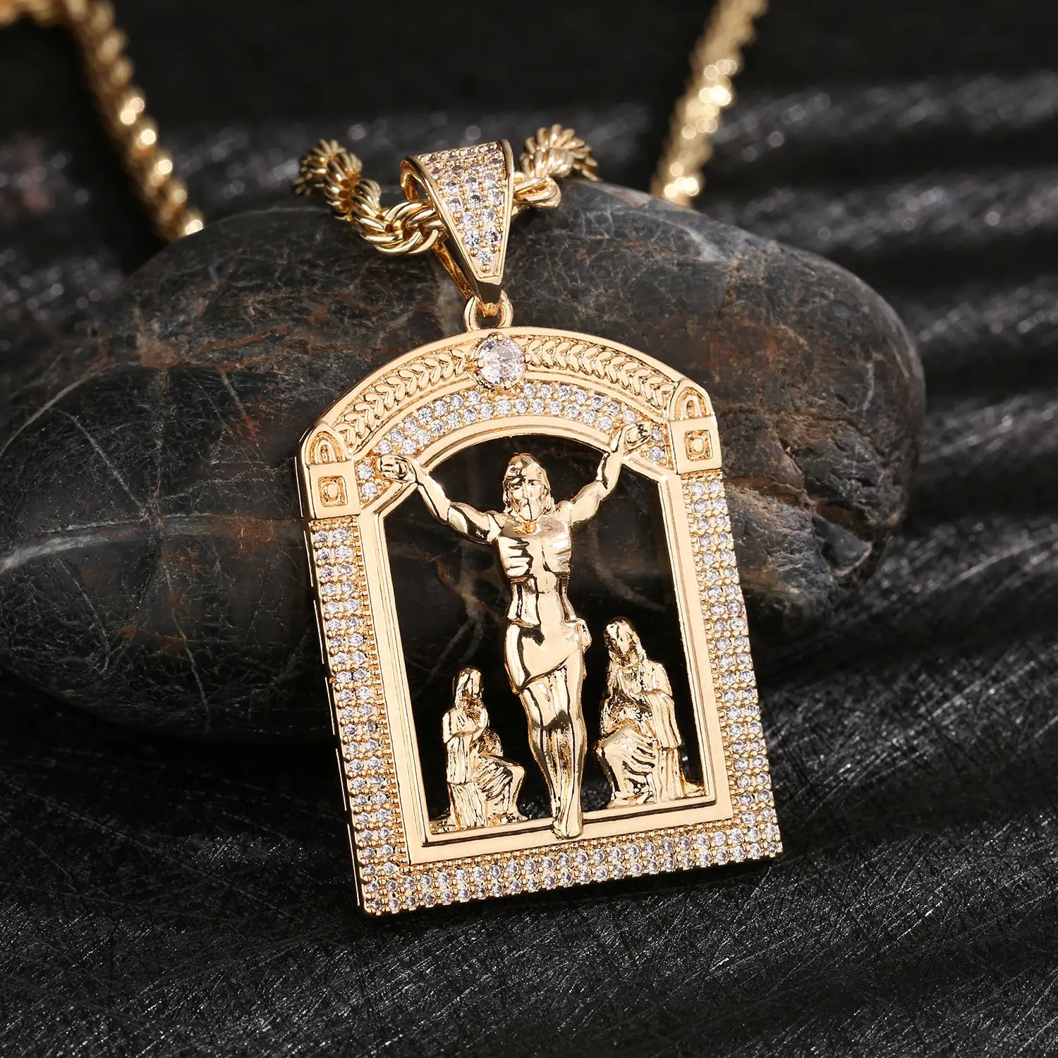 Hip-hop religious pendant for men and women made of copper plated with 14K gold wholesale available.