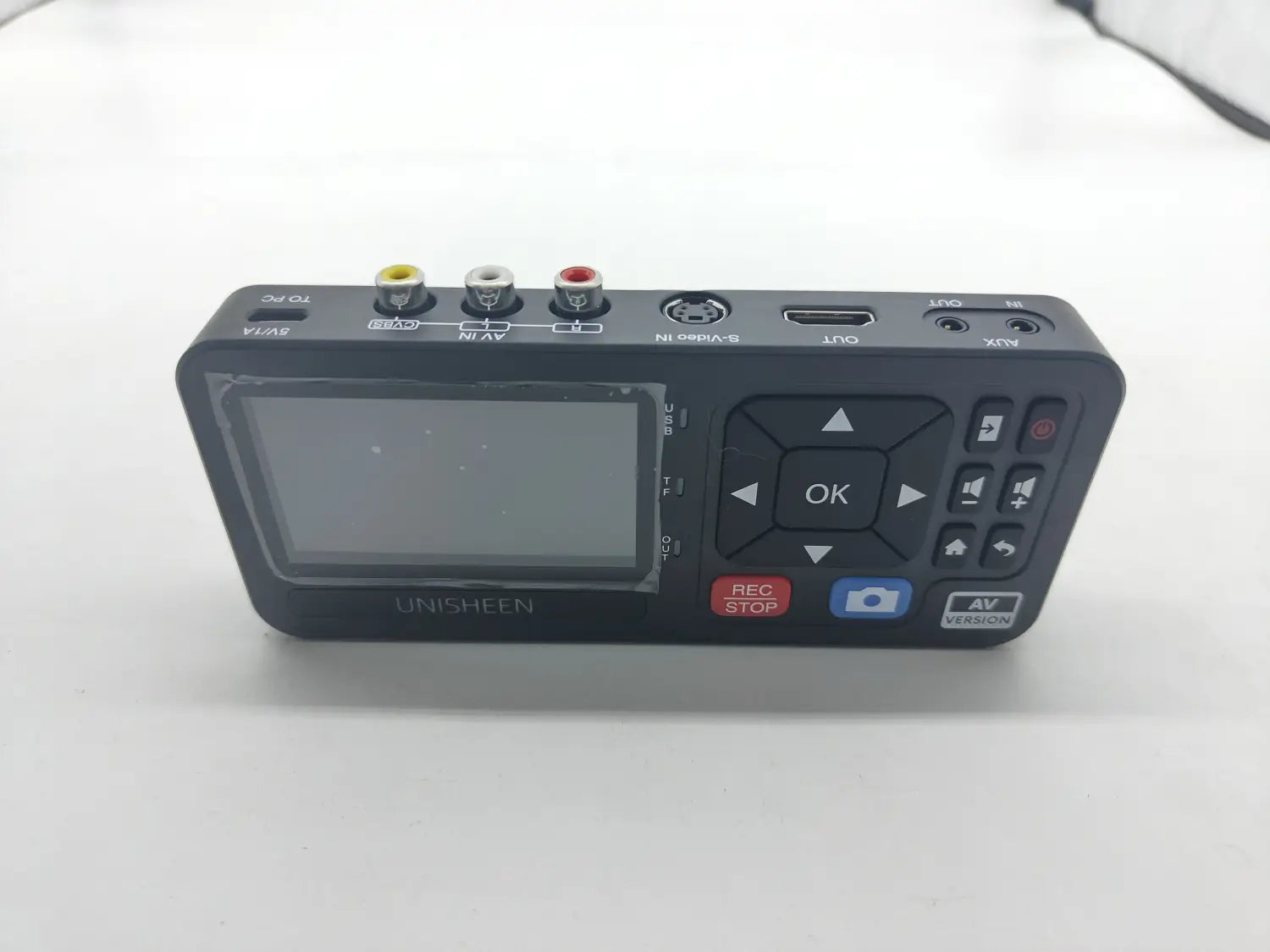 UNISHEEN UR230A Analog CVBS RCA SVideo Camera USB Tape VCR VHS Capture Card Box MP3 Video Recoder