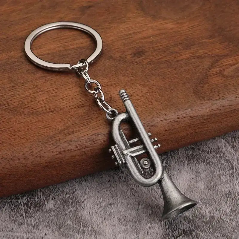 music small gift men and women keyrings Mini retro musical instrument metal keychain pendant