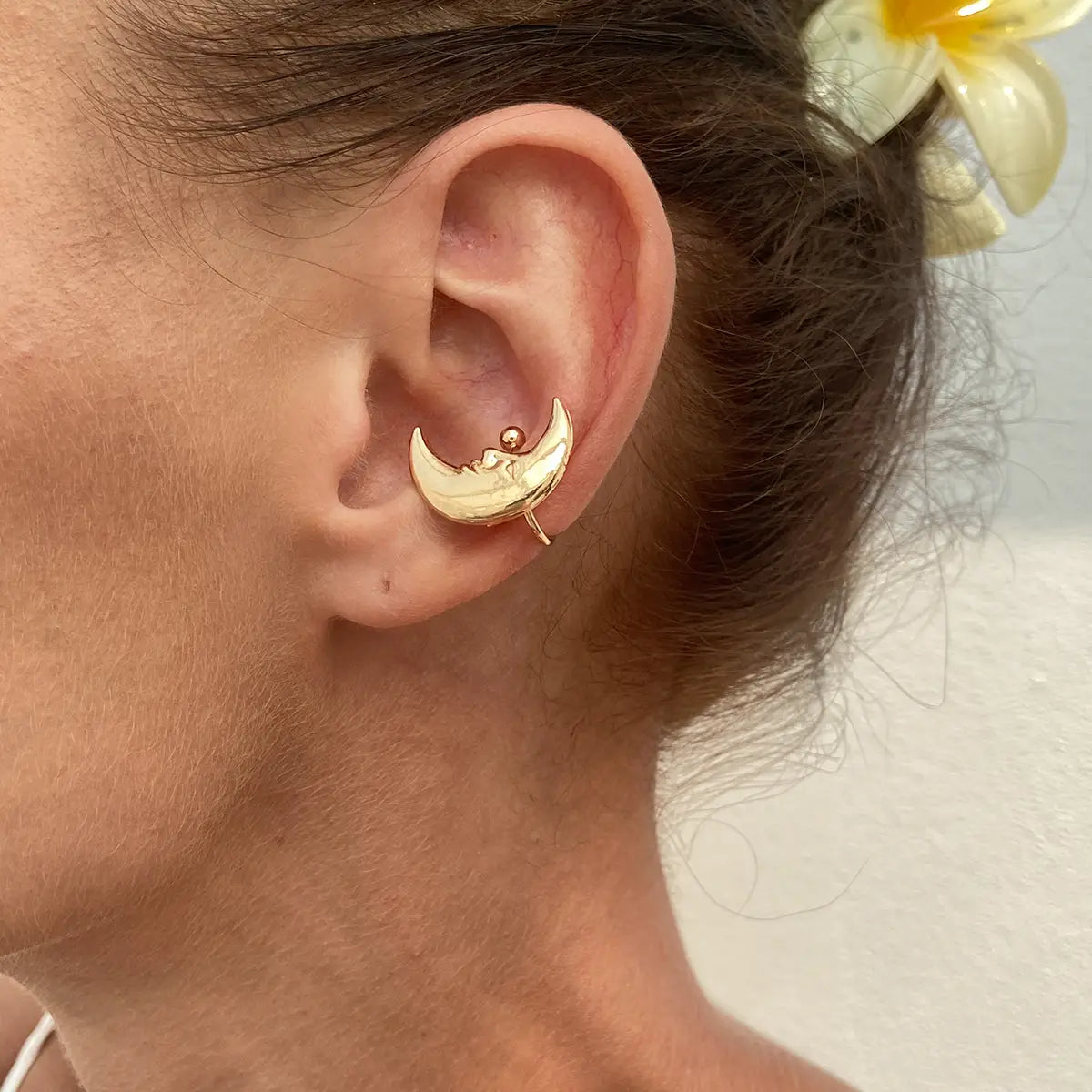 KunJoe 1 Pair Sun Moon C-Shaped Ear Clips Earrings for Womeb Hip Hop Geometric Non Piercing Earrings Ear-Cuff Summer Jewelry