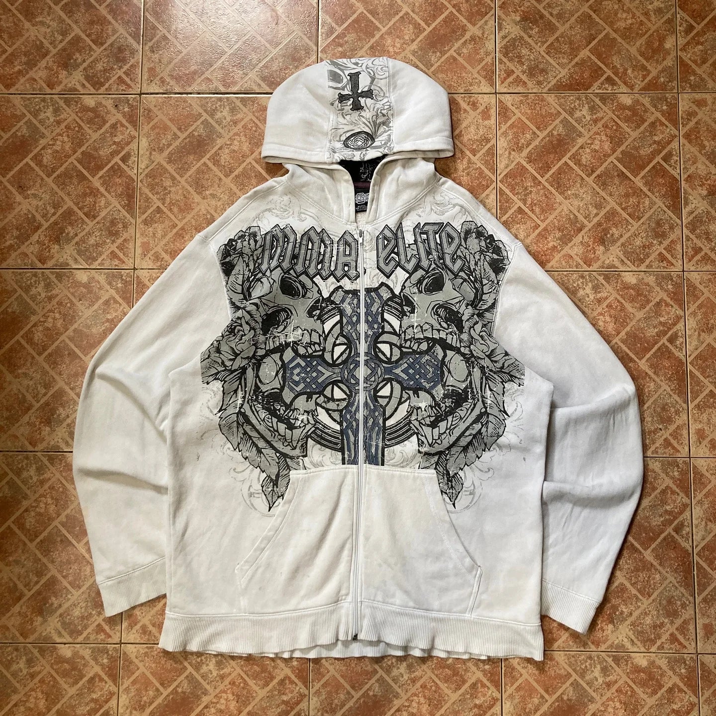 White zip-up hoodie men y2k with black gray skull crossbones and mma elite text for gothic couple casual wear