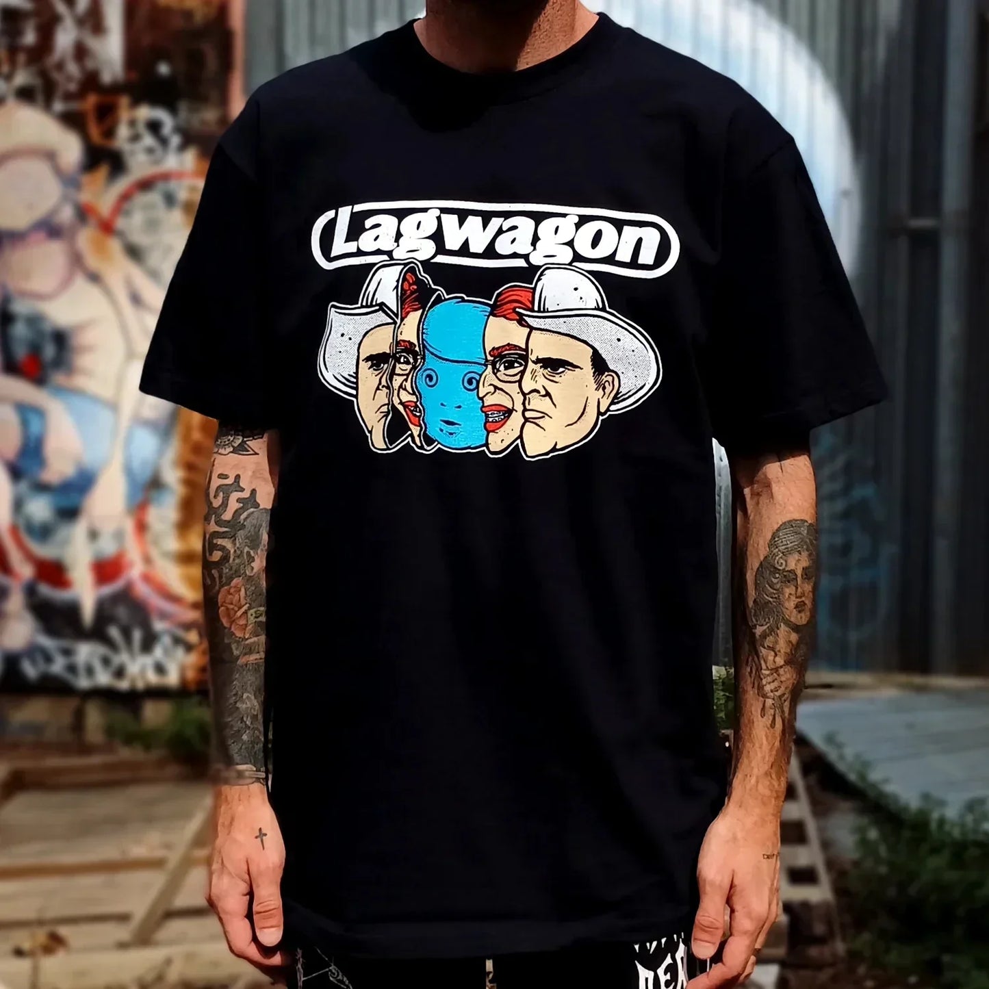 Black band cotton t-shirt with cartoon lagwagon graphic and overszied short sleeves for american hip hop style