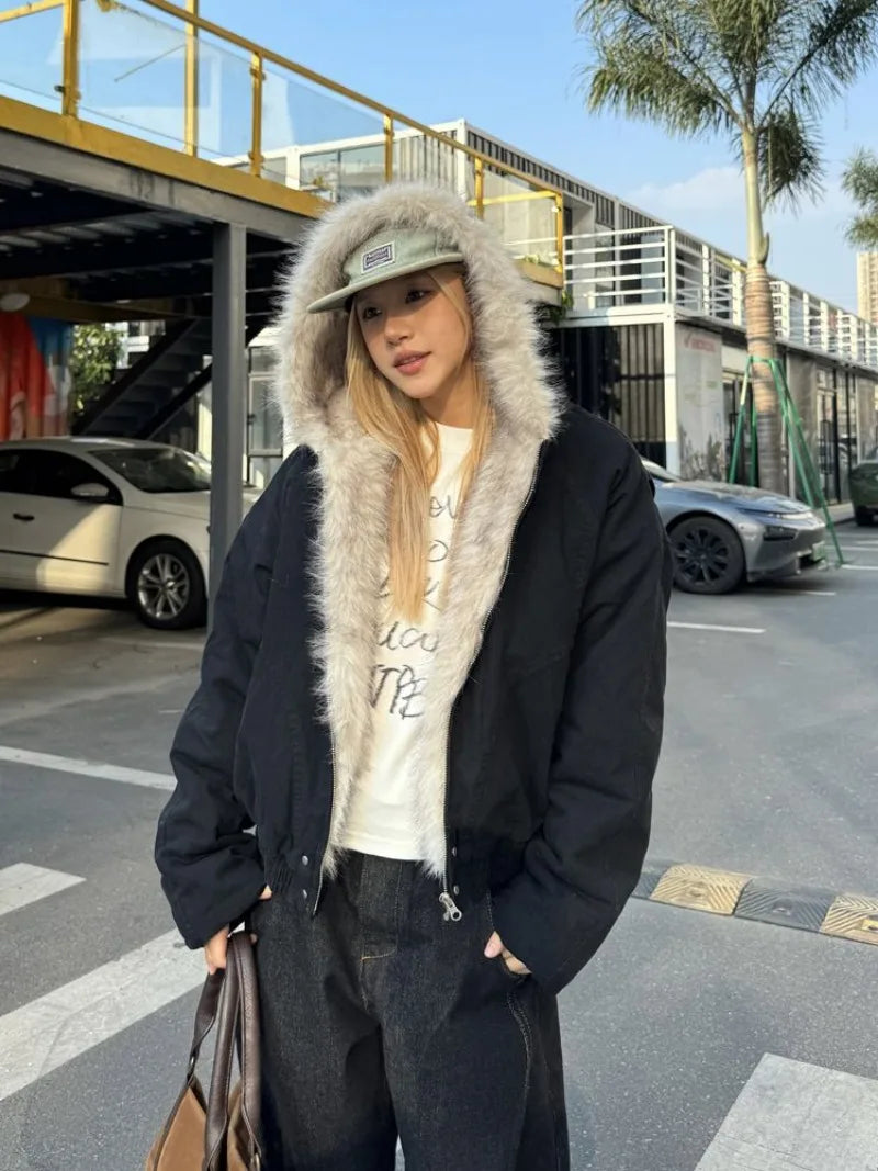 Black american retro fur collar hooded jacket with velvet thickened warm lining and gray fur-lined hood for winter wear