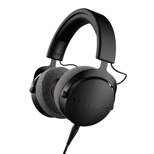 Black matte pro x wired professional recording headset with gray fabric earcups for esports computer game use