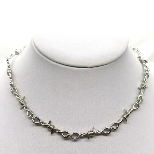 Silver iron unisex choker necklace with twisted links and sharp spikes gothic punk barbed thorns chain choker jewelry