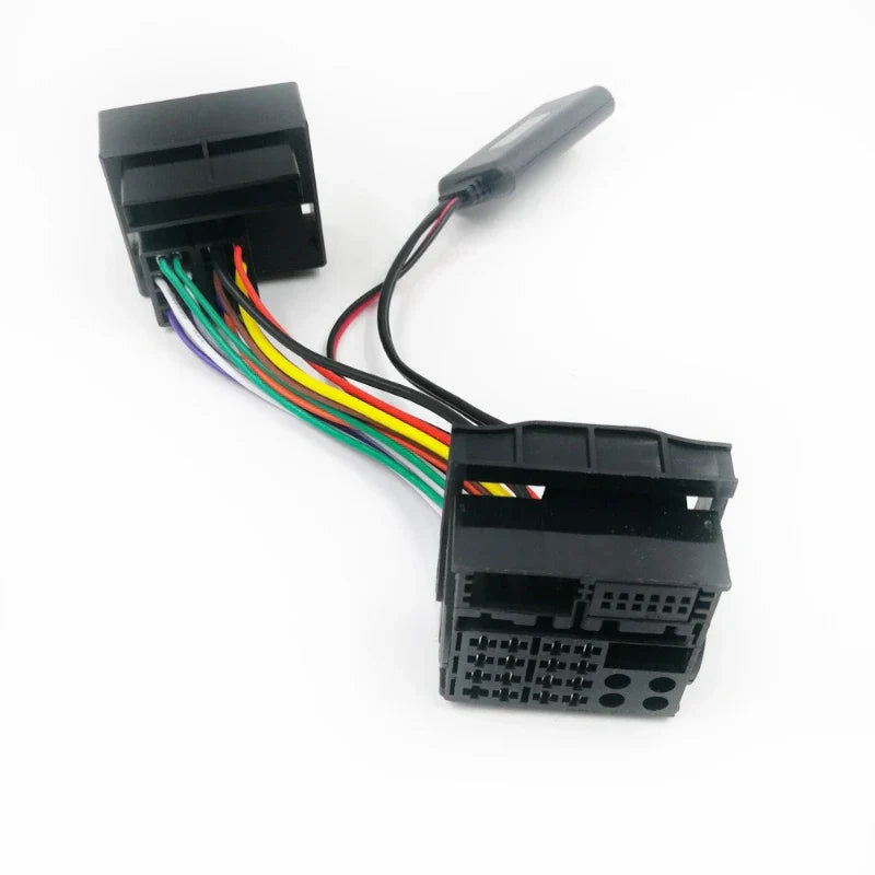 Black plastic audio adapter microphone with colored wires and connector for minione cooper e85 e86 type beat music use