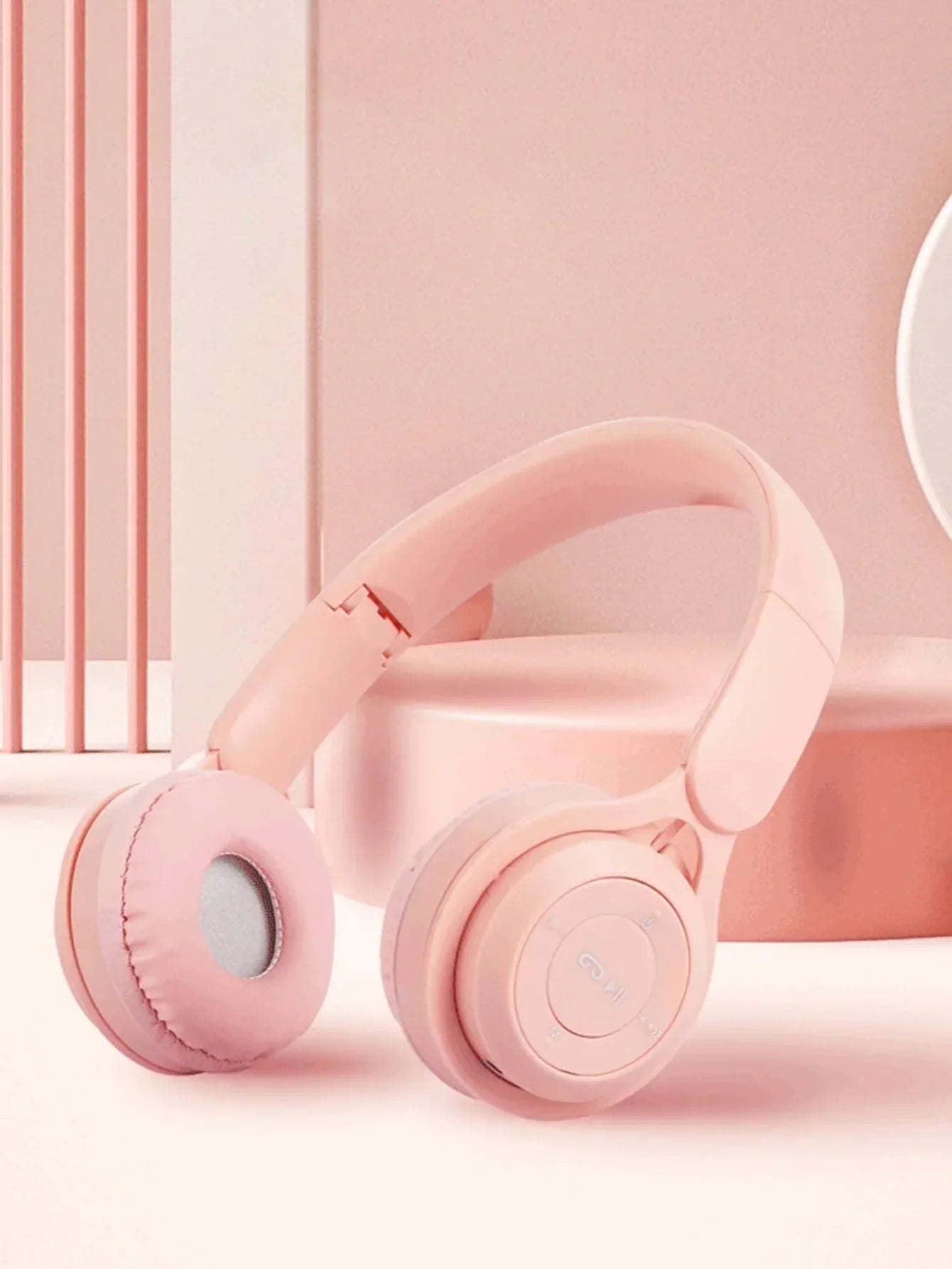 Pastel pink bluetooth headphones hifi with soft padded earcups foldable portable design and sound quality seamless delay