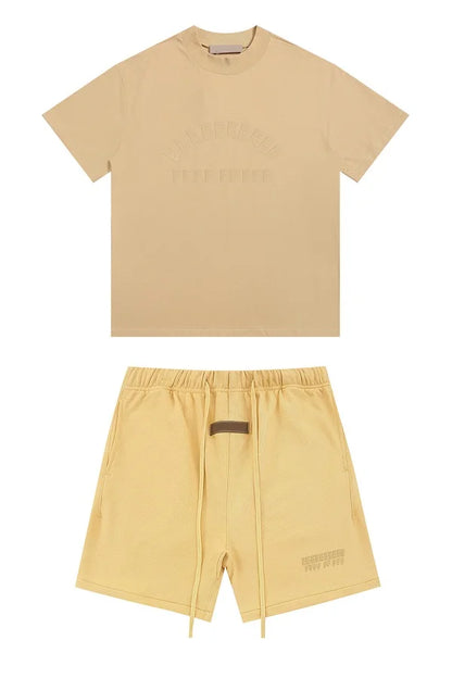 Beige high quality summer men’s shorts sets hiphop featuring brand rubberzied logo t shirt and drawstring shorts streetwear