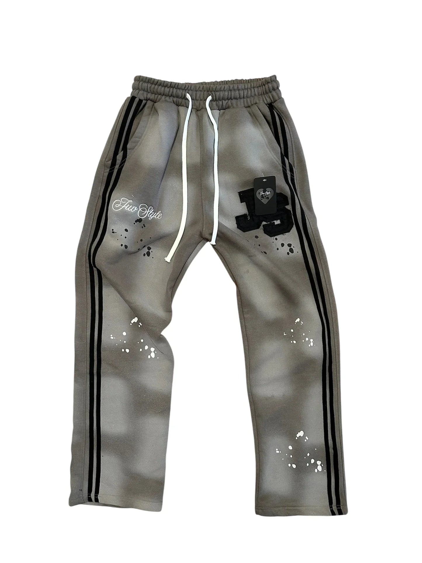 Gray sweatpants with black side stripes white drawstrings and j3 logo splatter paint design in america style trend hip hop cool set