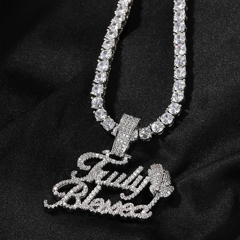 A sparkling silver hip hop praying hand letters pendant necklace with diamond-encrusted chain for men rapper jewelry