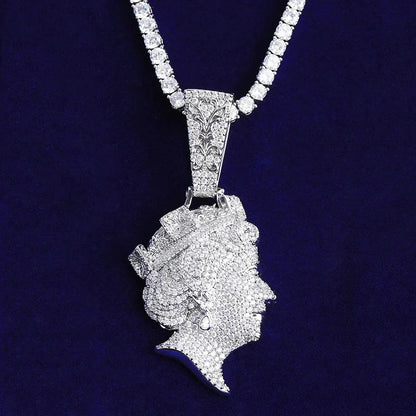 A silver queen elizabeth pendants necklace with sparkling 5A+ cz stones and floral engraving for men rapper jewelry