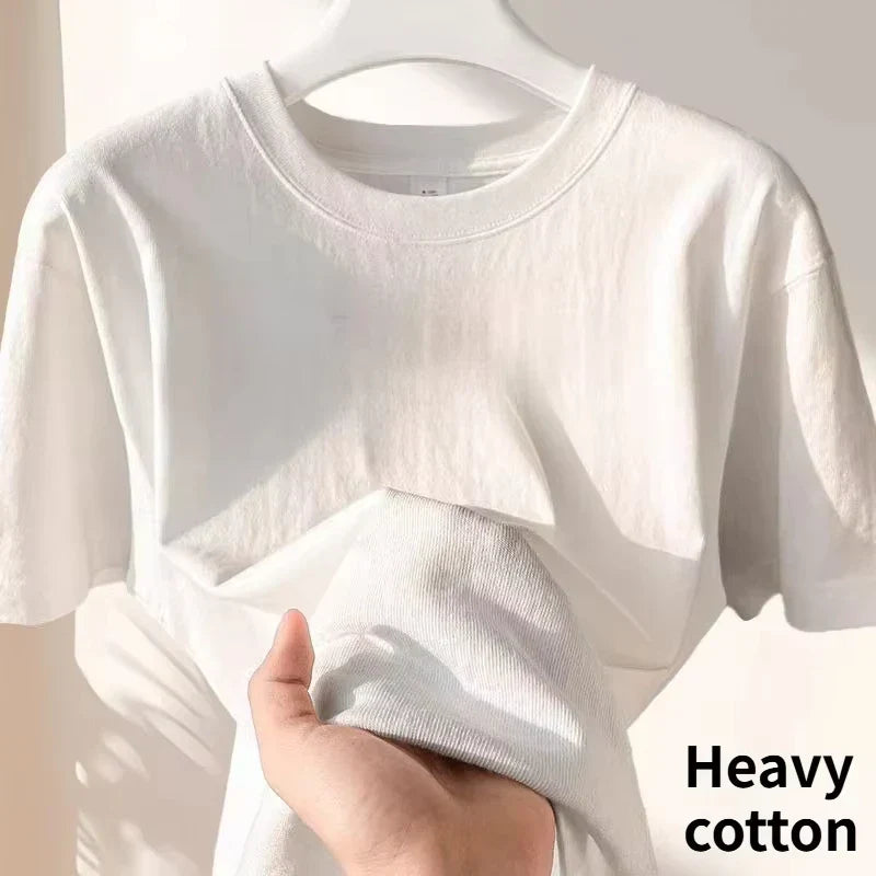 White round neck hip hop t-shirt made of heavy streetwear vintage cotton with a soft textured fabric for casual wear