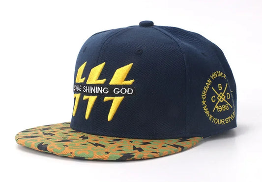 Dark blue cotton embroidered lightning snapback cap with bold yellow lightning and camouflage brim sports sunshade gorra