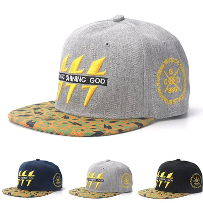 Gray cotton embroidered lightning snapback cap with yellow lightning bolts and camouflage brim sports sunshade gorra