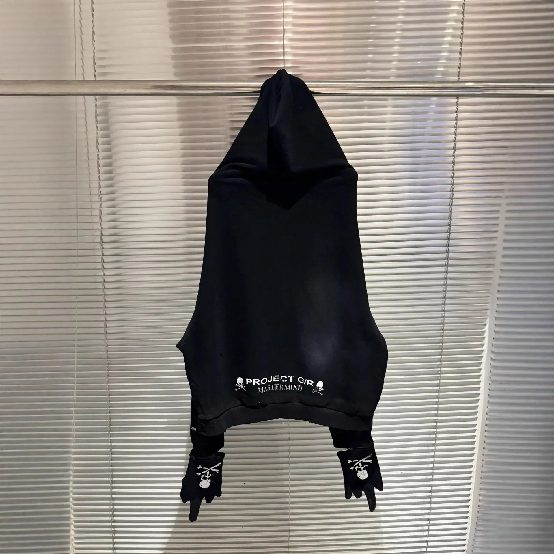 Black project g r zipper hoodie men with hip hop bird graphics print and white skull embroidery on cotton fabric
