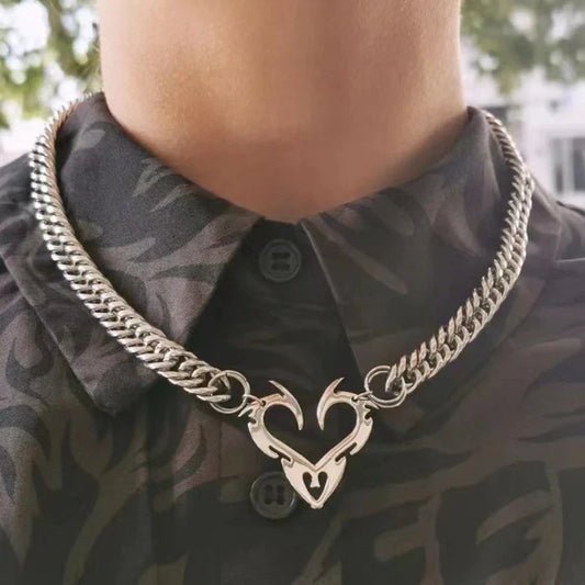 Silver chain short choker with heart-shaped pendant featuring angular design and keyhole motif for women unisex party club hyperbole sexy