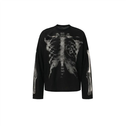 Black long-sleeved cotton sweatshirt with detailed grayscale x-ray skeleton print for hip-hop streetwear couple style