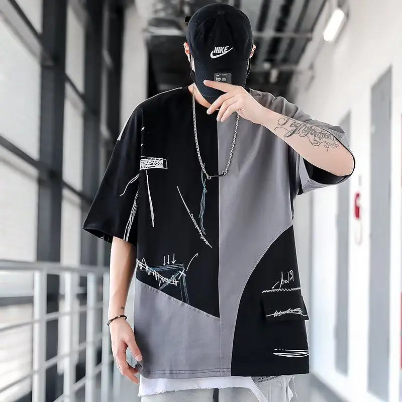 Black and gray split-color hip hop creative graphic tee with white line art for summer Japanese style streetwear couple tops