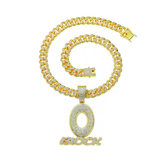Gold-colored hip hop chain necklace with diamond-encrusted O letter pendant and rock text for men’s streetwear