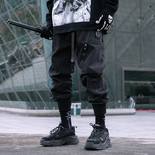 Black hip hop tactical cargo pants for men with multiple pockets elastic waist and zipper joggers streetwear pant