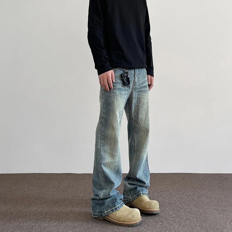 Light-wash denim hiphop bootcut jeans with relaxed straight-leg cut and frayed cuffs high street lightning classic high quality
