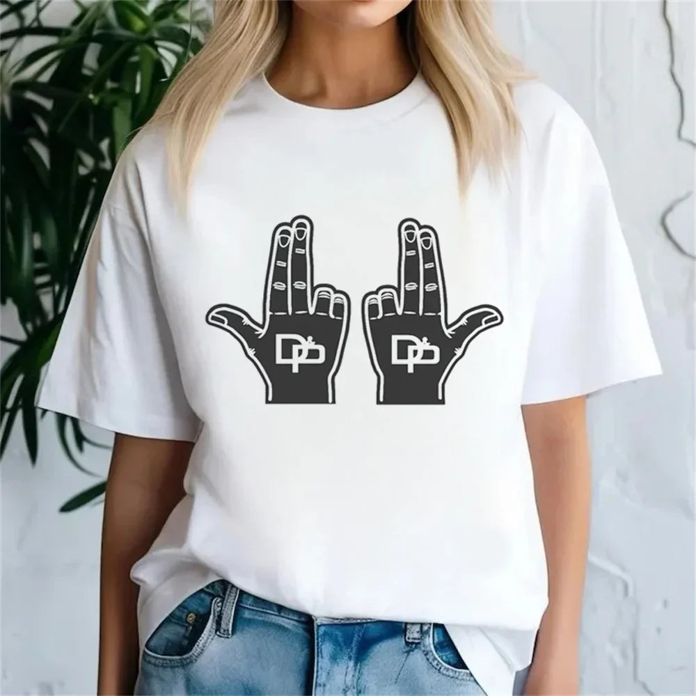 White cotton jul t-shirt female kawaii punk with black punk graphic grunge hands dp sign for pastel women y2k style