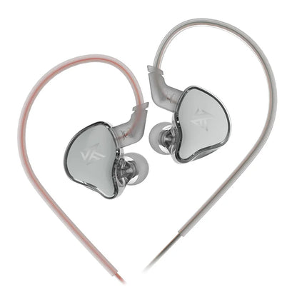 Clear heart-shaped wired earphone monitor with silver metallic finish for sport noise reduction and outdoor earbuds dynamic use