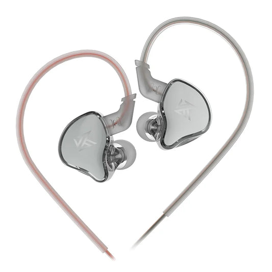 Clear heart-shaped wired earphone monitor with silver metallic finish for sport noise reduction and outdoor earbuds dynamic use