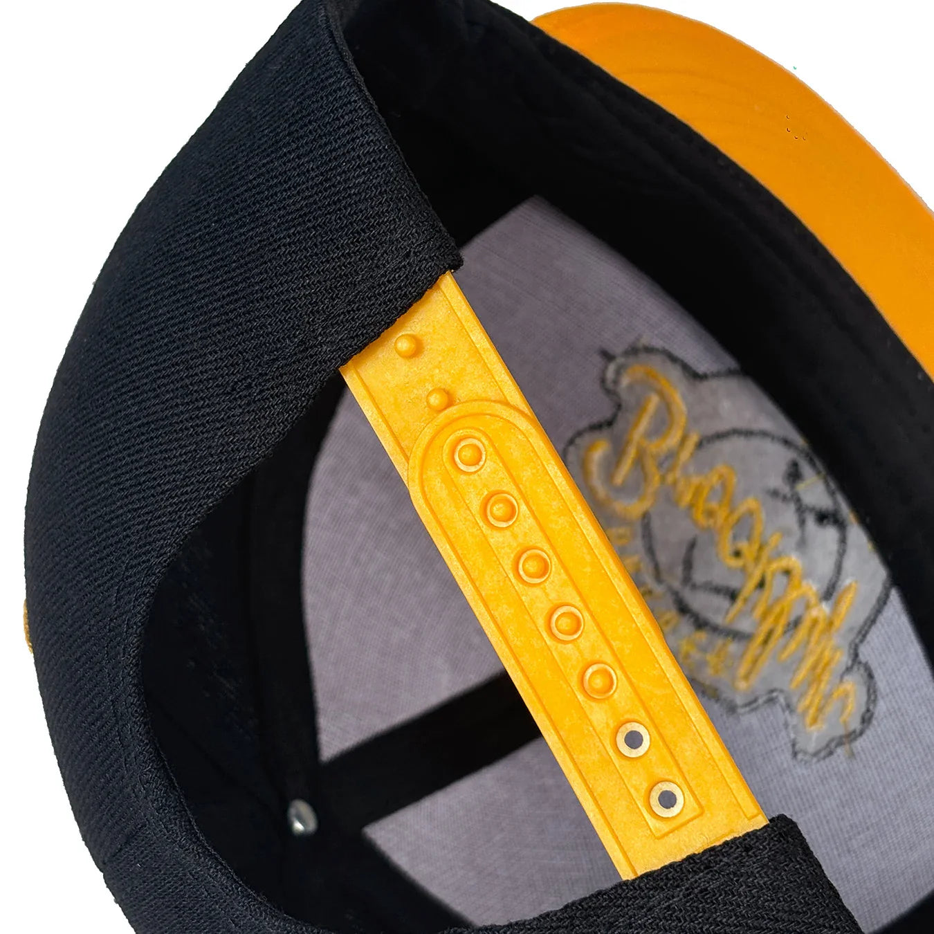 Black and yellow letter embroidered snapback cap trendy baseball hat with gray interior suitable for all seasons fashionable hat