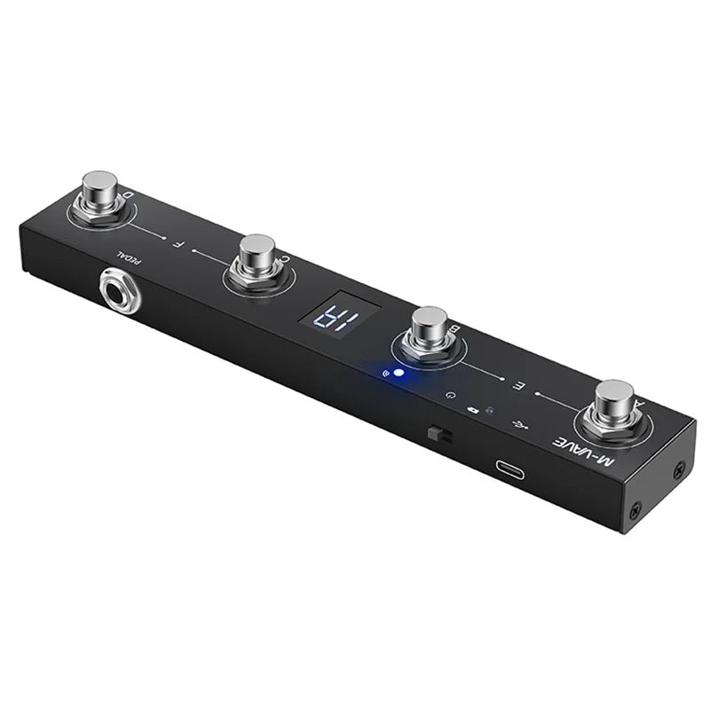Black m-wave midi foot controller with four silver footswitches usb-c port and digital display for wireless control