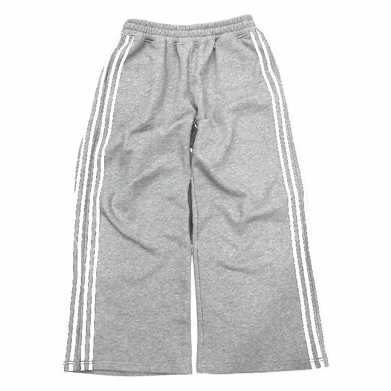 Gray heathered sweatpants with three white stripes and elastic waistband in women hcw sportswear set y2k clothes hip hop letters