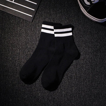 Black mens socks fashion with two white stripes cotton casual tide harajuku warm casual hop cotton rainbow design