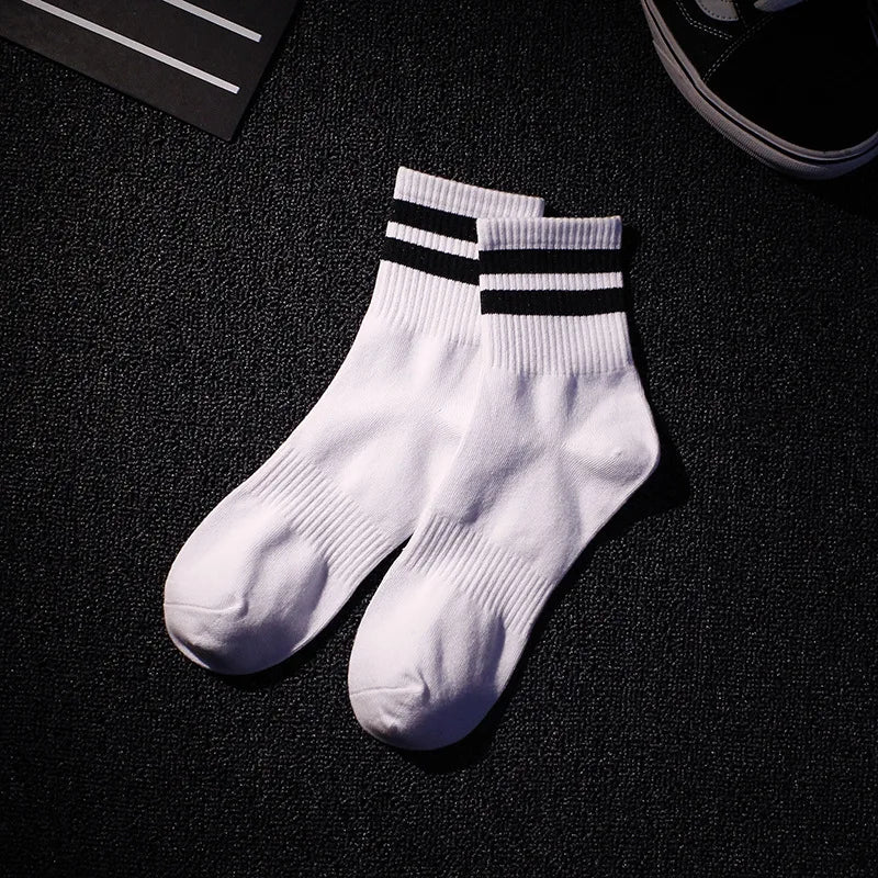 White ankle mens socks fashion with two black stripes made of ribbed hop cotton for casual tide harajuku style