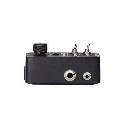 Black mooer audiofile guitar effect pedal with headphone amplifier analog speaker cabinet simulation and metal shell