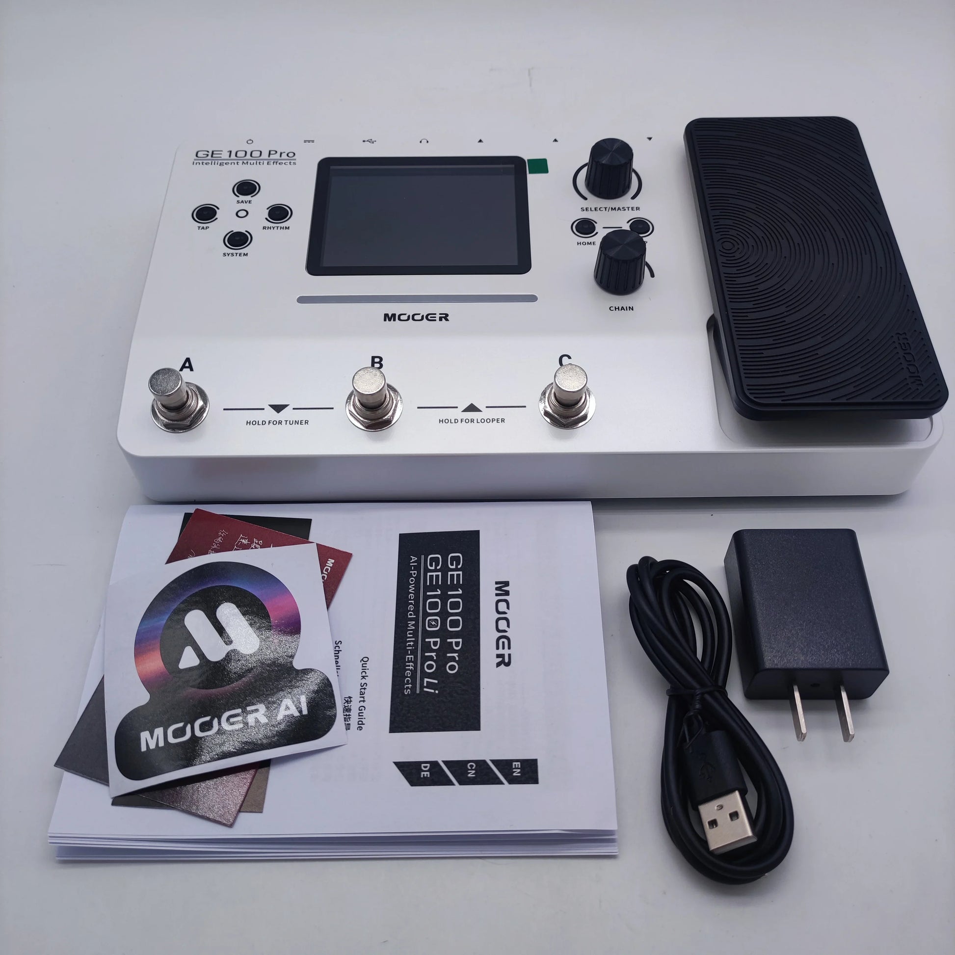 White mooer ge100 pro intelligent multi effects pedal with black footswitch silver knobs and 50 tone banks for performances