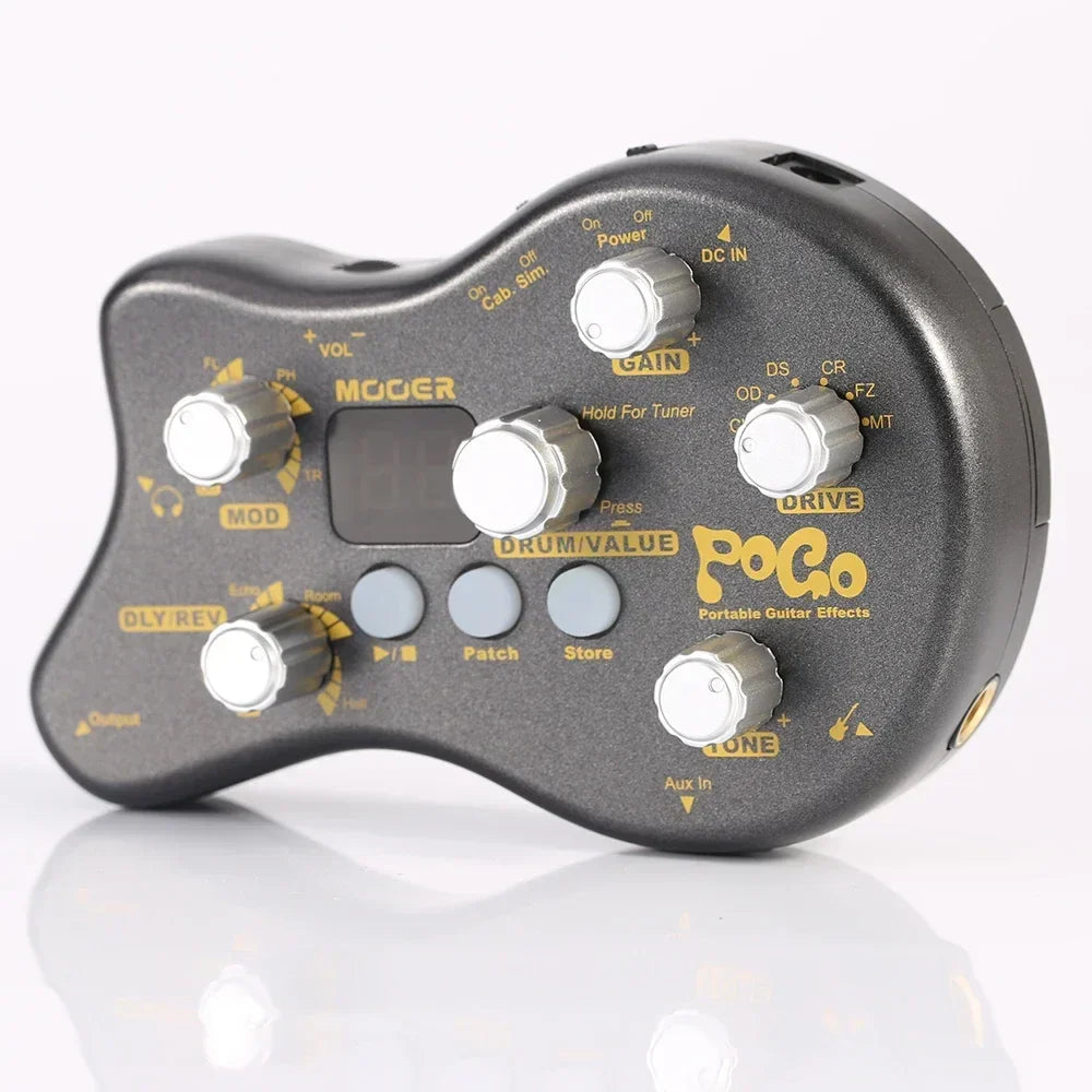 Black guitar-shaped mooer pe50 pogo effect pedal with silver knobs gold lettering and 15 effect types for musicians