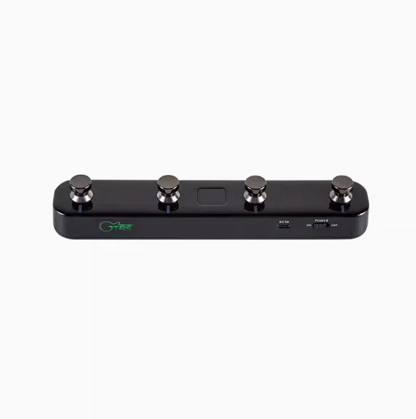 Black rectangular MOOER PRIME P2 foot pedal with four metallic buttons and green logo for stereo amp simulation loop recording drum