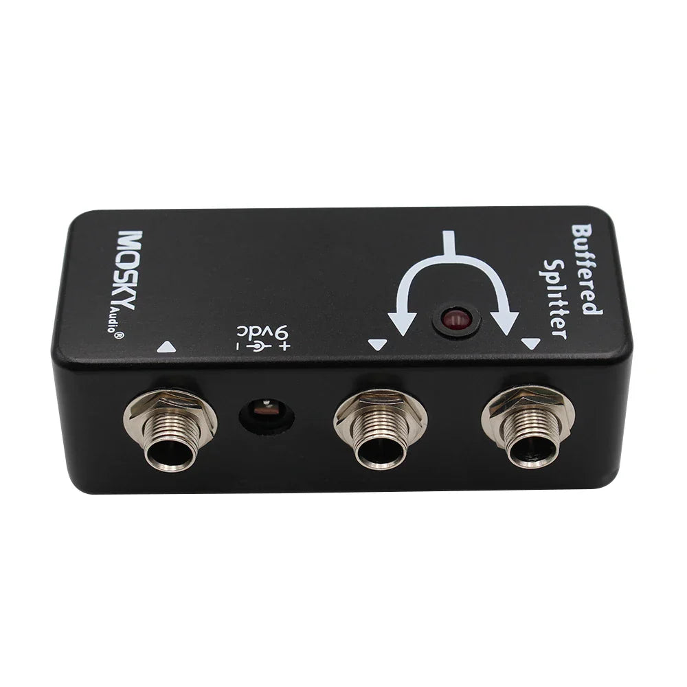 Black mosky buffered splitter pedal with three silver threaded connectors and red led indicator for dual-amp setup