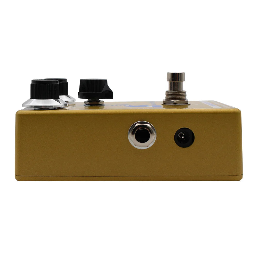Gold-colored mosky radar delay analog digital hybrid guitar pedal with black knobs and silver footswitch for delay level repeat control