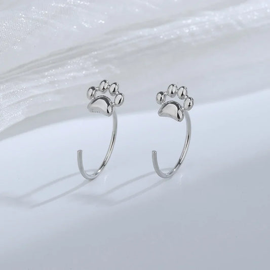 Silver hollow cute cat stud earrings with polished metallic finish hypoallergenic earrings teen jewelry gifts