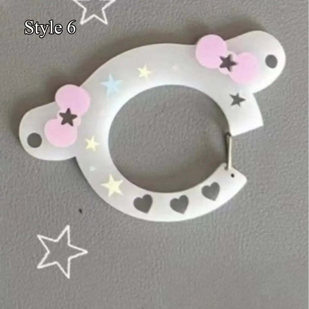 White resin music note keychain with pink bow star and heart cutouts for bags creative bag phone pendant backpack