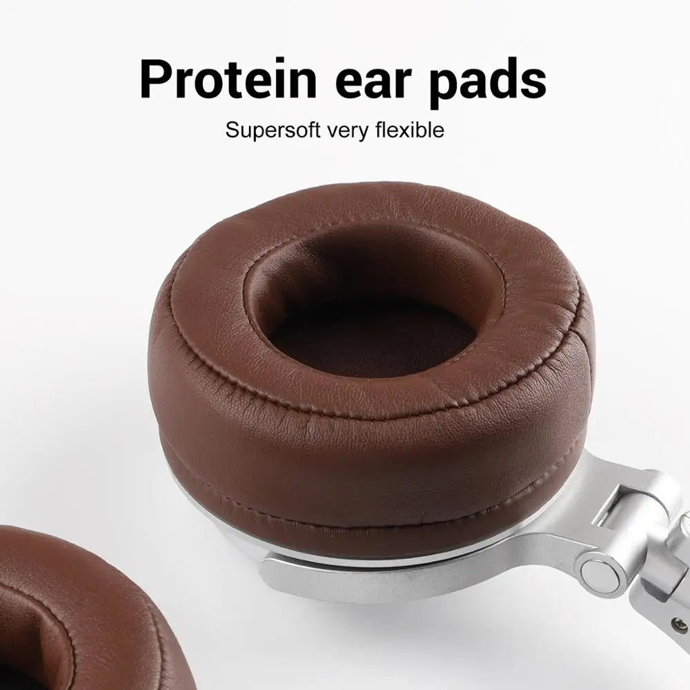 Brown leather-like protein ear pads with precise stitching on oneodio pro 30 studio dj headphones foldable gaming headset