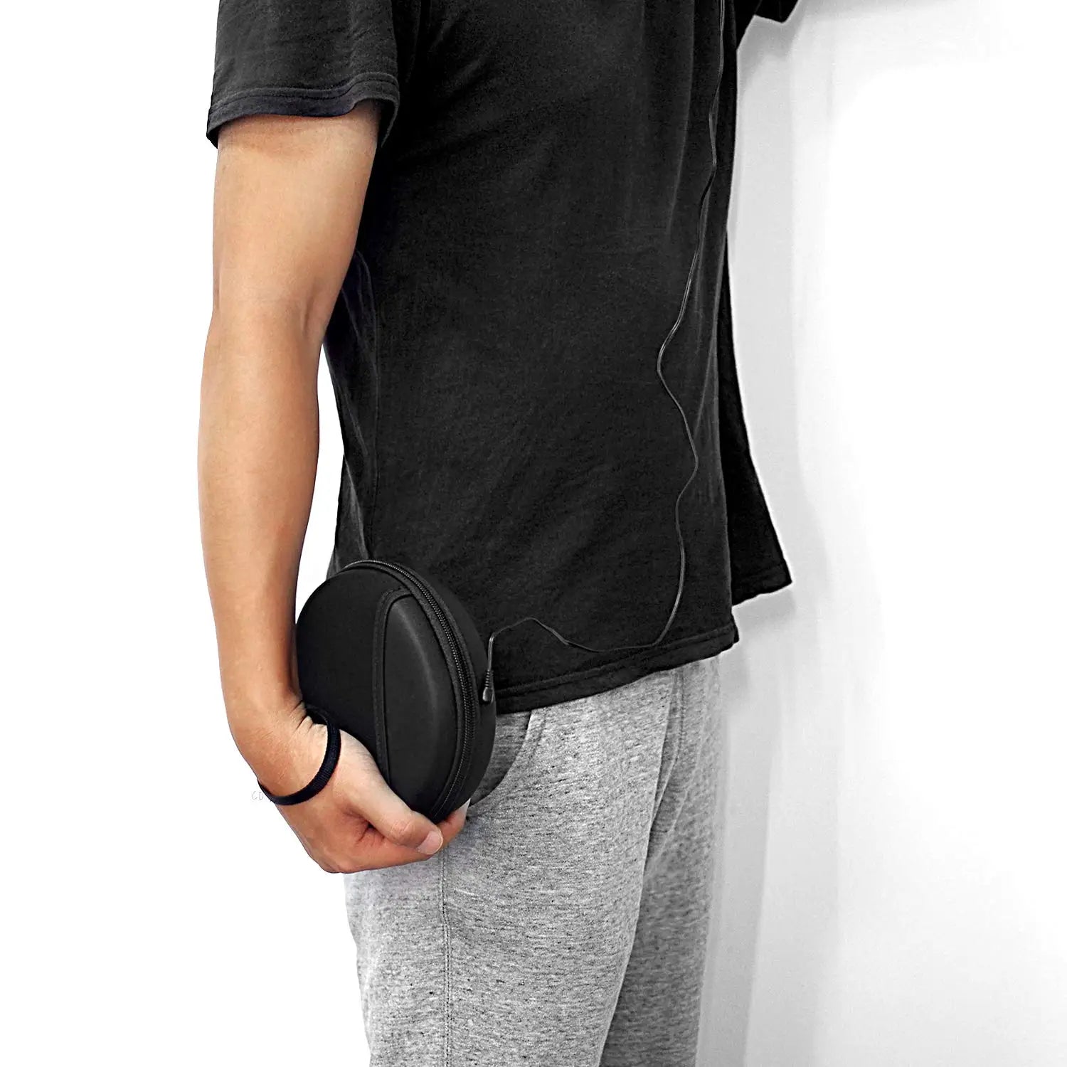 Black circular hard-shell portable cd player case with zipper compatible with hott cd204 903tf and monodeal disc player