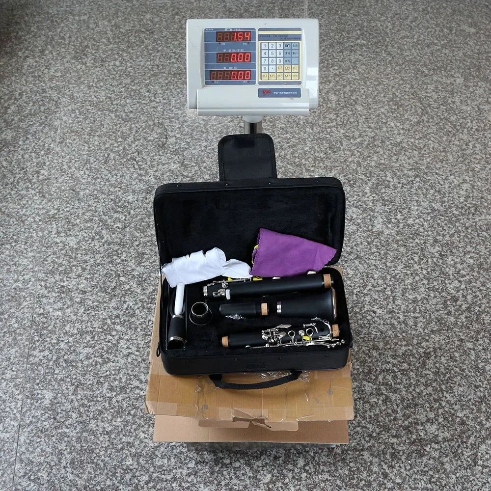 Black clarinet case with keys bb clarinet featuring wooden joints and accessories reed box cleaning brushes trimmer